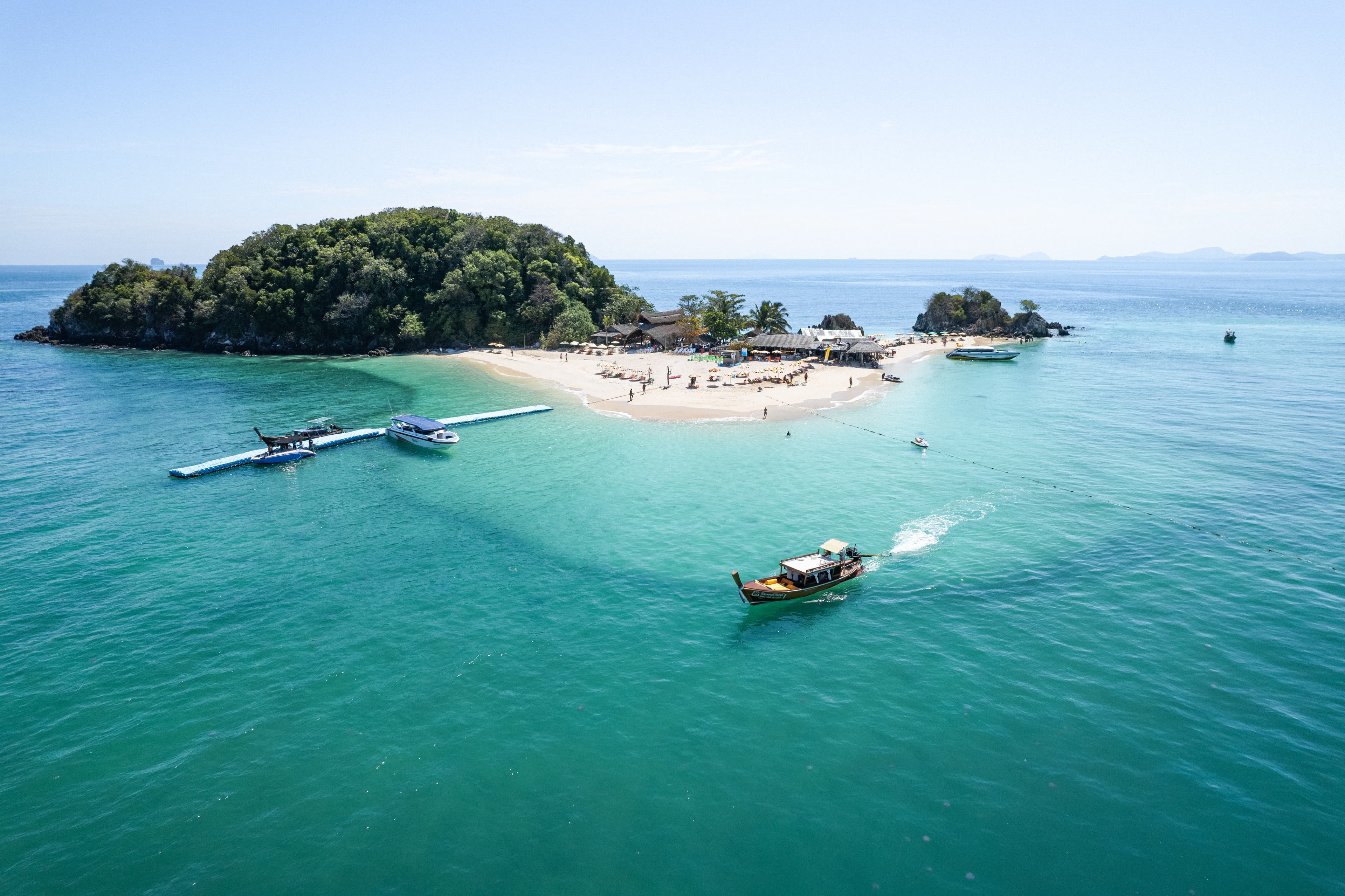 Kai Island luxury private boat tour in phuket